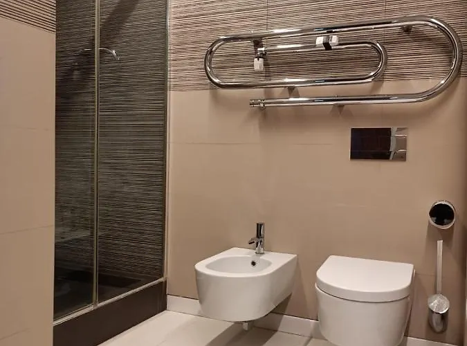 Bdc - Gatteschi Exclusive 3-bdr Appartement *